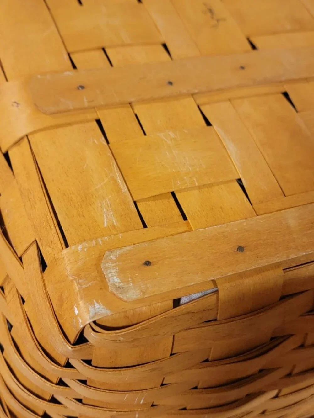 Vintage 1997 Longaberger Large Picnic Basket #10324 with Riser & Liners